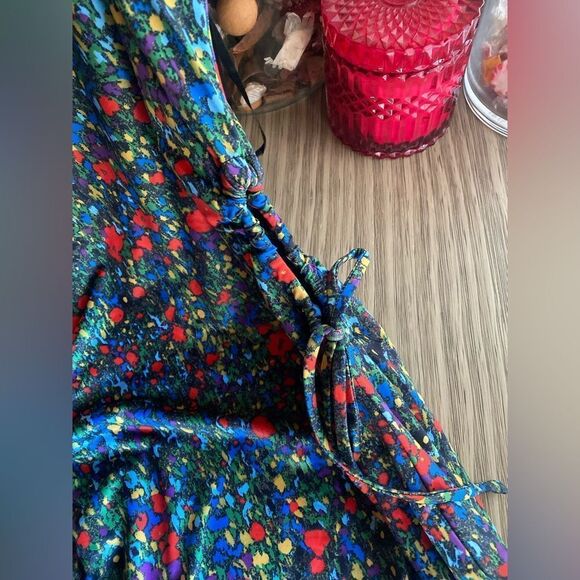 Louna Mini Dress Floral Green Red Sz XS Open Sides Sleeveless Stretch - Picture 12 of 16